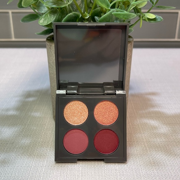 KAB Cosmetics Other - 🌸 NWT KAB Cosmetics Eyeshadow Quad in Plum Fairy